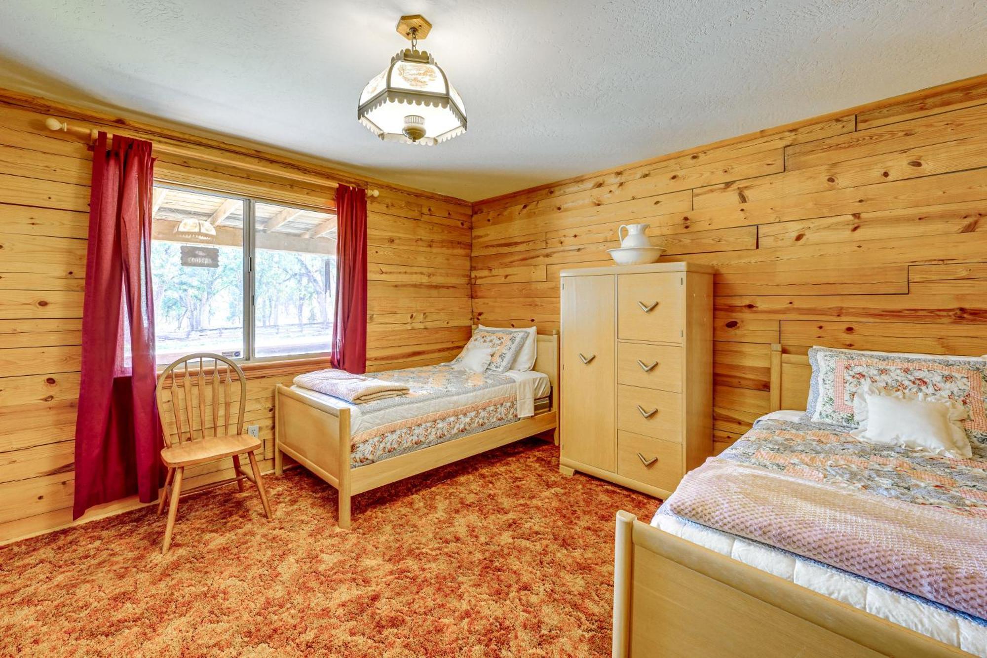 Cozy Family-Friendly Badger Retreat With Fireplace! Dış mekan fotoğraf