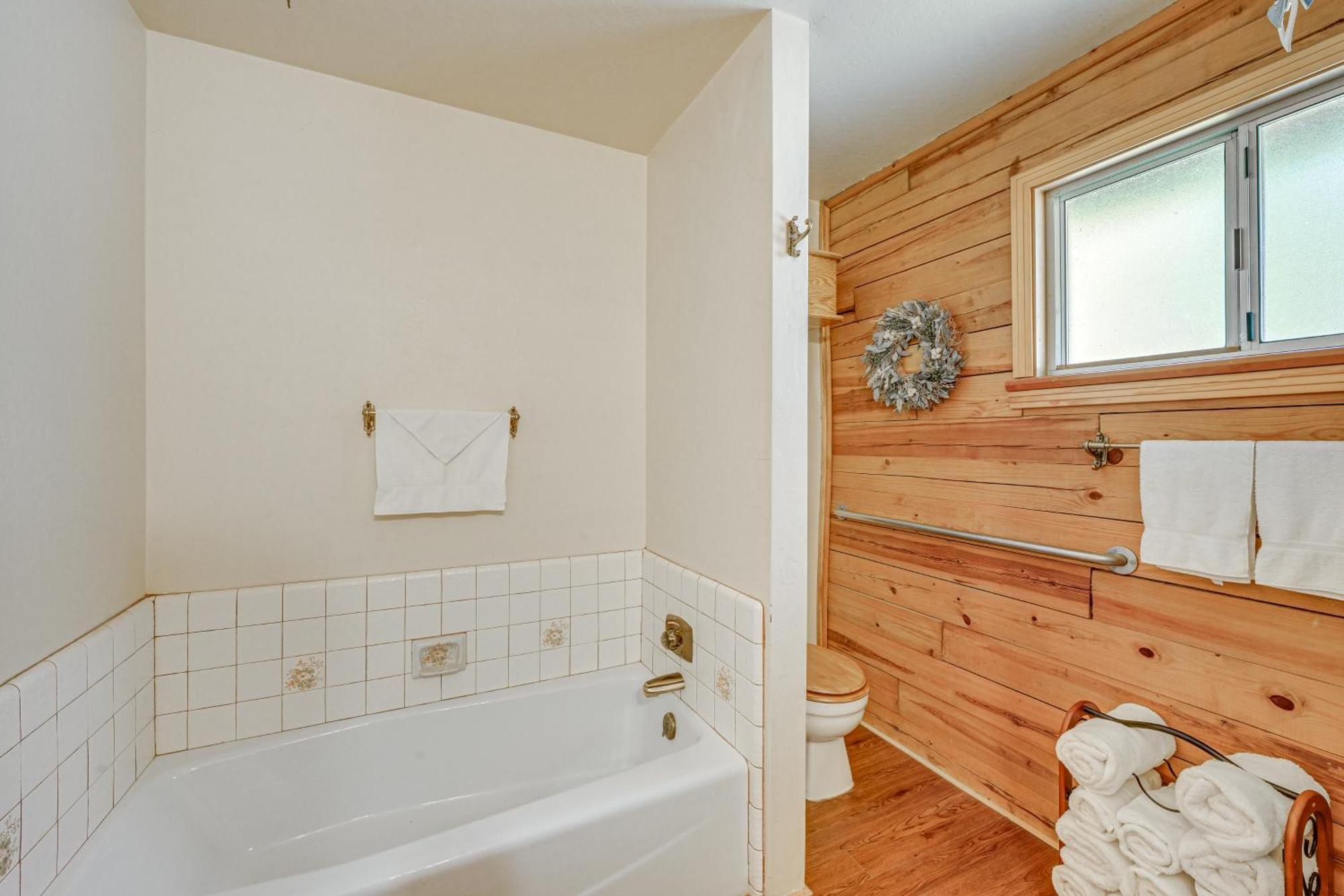Cozy Family-Friendly Badger Retreat With Fireplace! Dış mekan fotoğraf