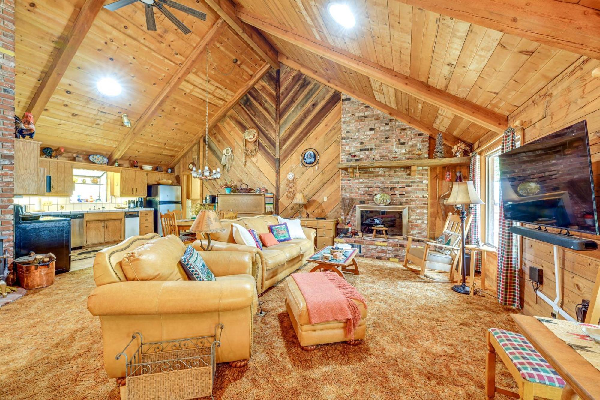 Cozy Family-Friendly Badger Retreat With Fireplace! Dış mekan fotoğraf